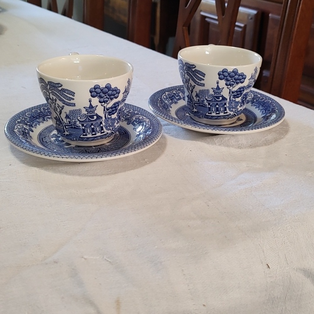 Vintage Set Of 2 EIT English Ironstone Cup And Saucer Blue Willow England